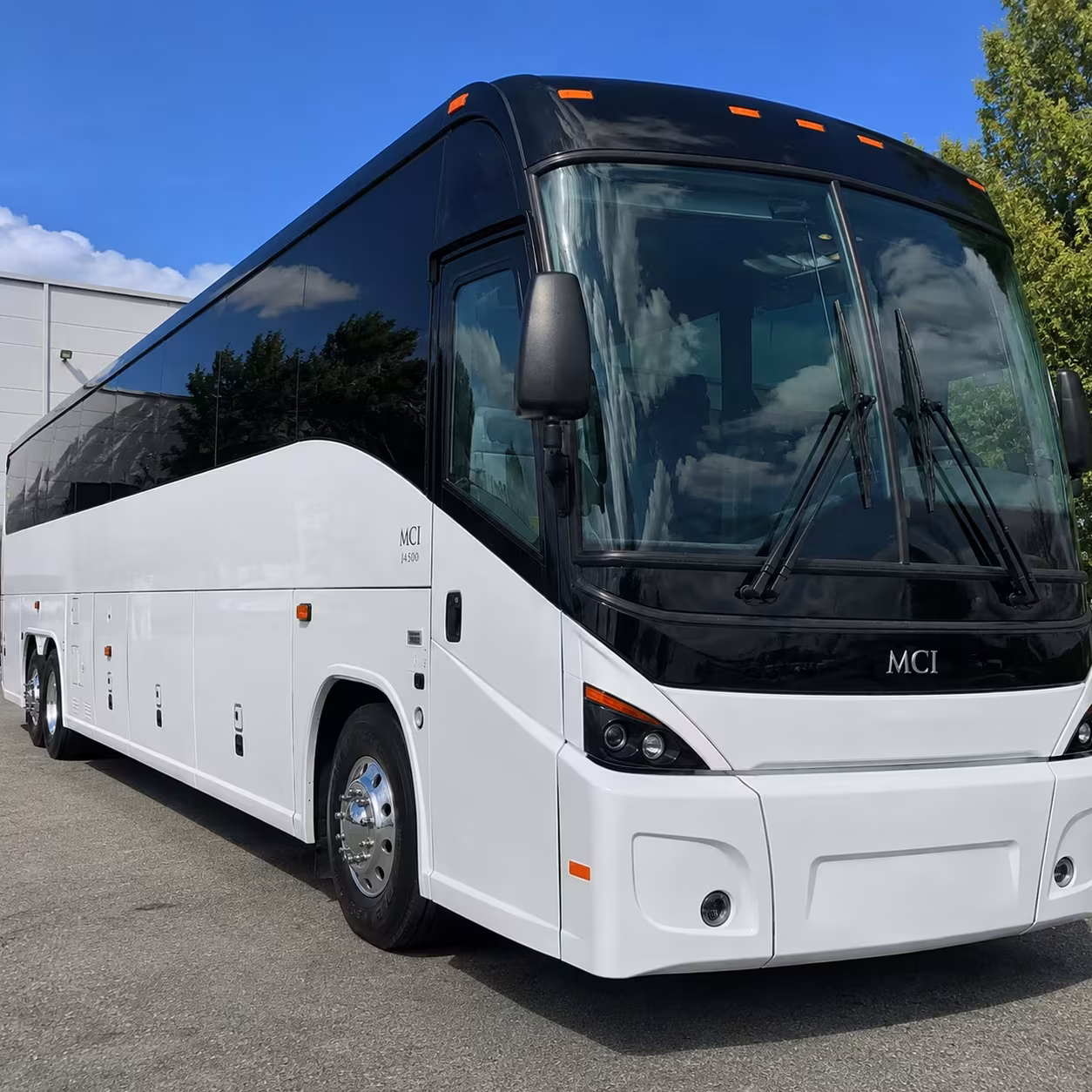 remote parking lot shuttle buses for trenton worksites