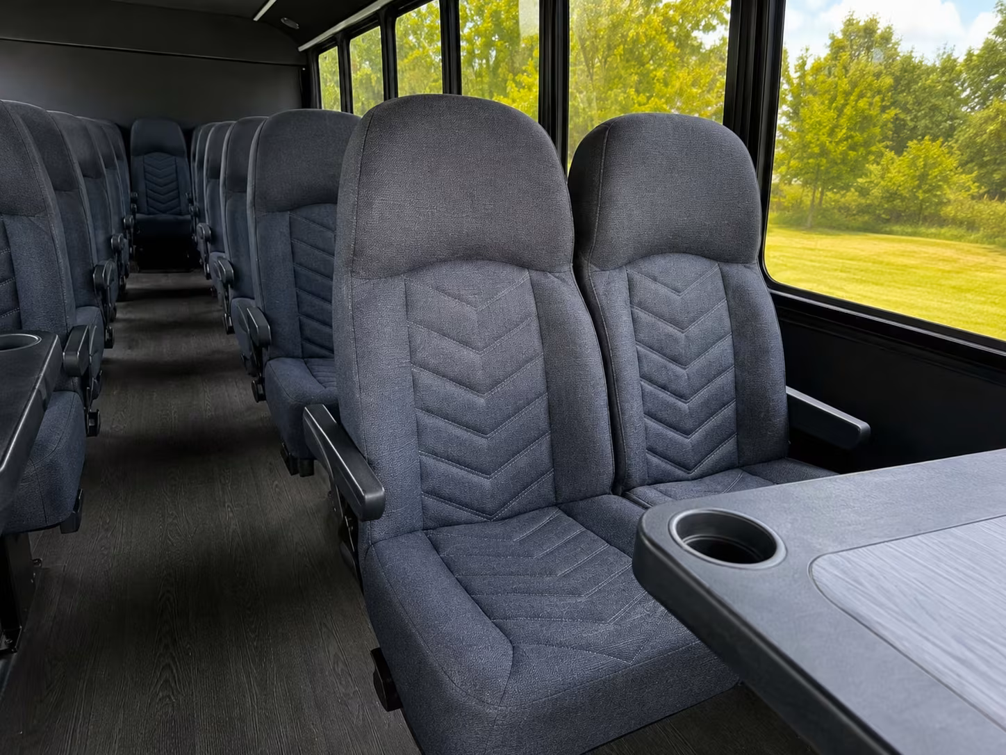 trenton minibus rentals for rider university and tcnj games